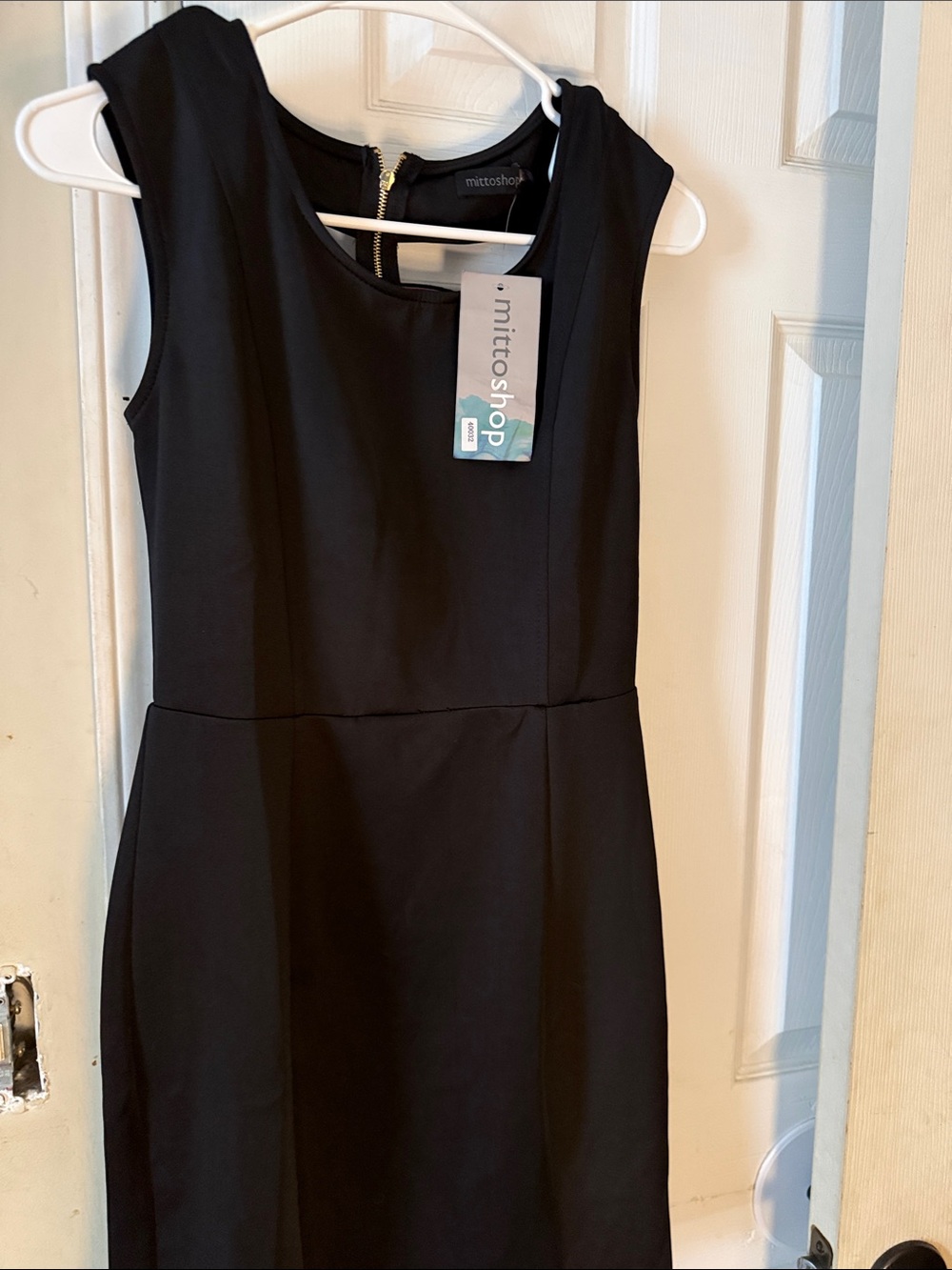 mittoshop Black Sleeveless Sheath Dress with Back Zipper